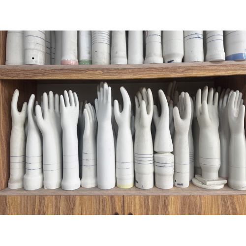 Ceramic Glove Mold Production