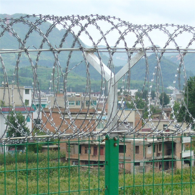 High Security Razor Wire Concertina Coil Fence