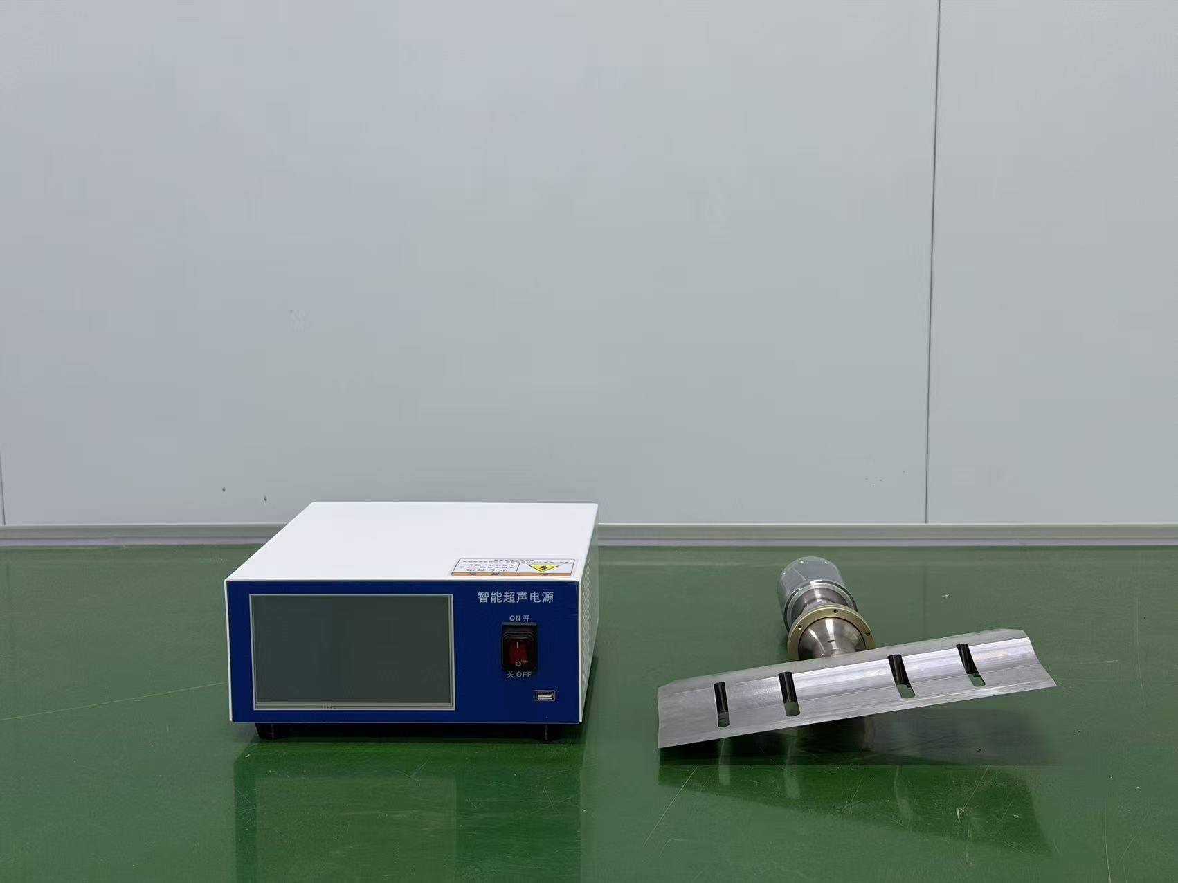 20kHz Ultrasonic Food Cutting Knife