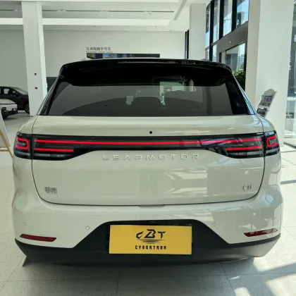 Pure Electric Large Five-Seat Performance Leapmotor C11