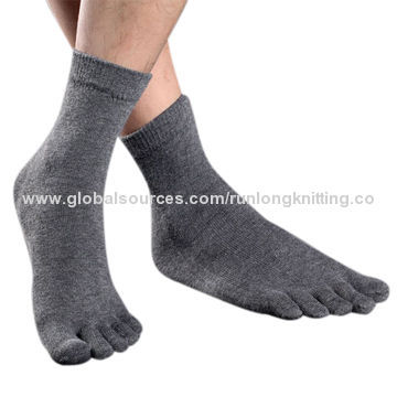 Five toe socks, made of cotton