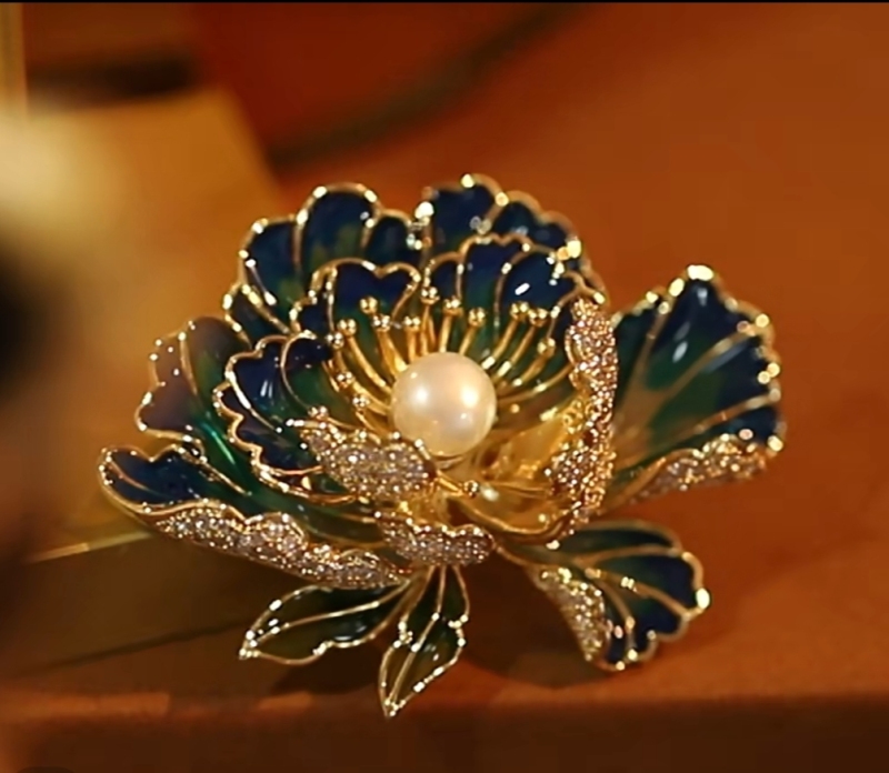 Peony Openwork Enamel Pearl Brooch