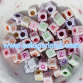 6X6MM Couleurs Assorties Alphabet Lettre Carré Cube Perles