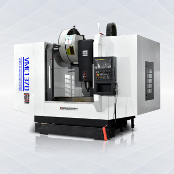 VMC1370 3 Axis Machine Center 12 شهرًا ضمانًا