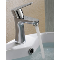 Miscelatore monocomando per lavabo in ottone