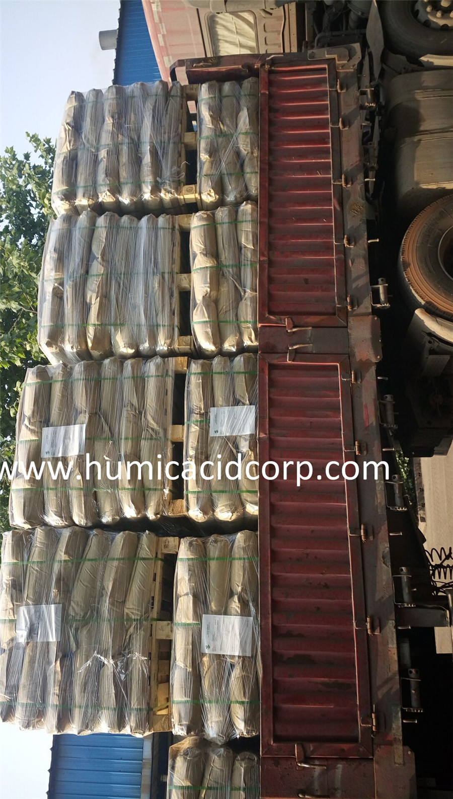 Humic Acid Loading Picture