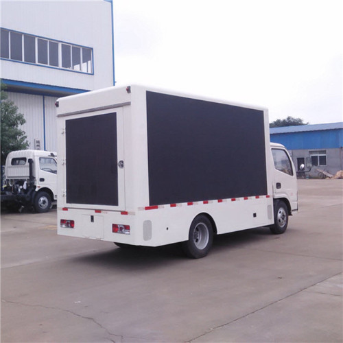 Dongfeng 4x2 Светодиодный экрановый грузовик