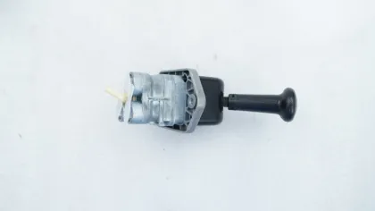 China International Truck Spare Parts: Hot Sale Automatic Brake Systems, Including Hand Brake Valve
