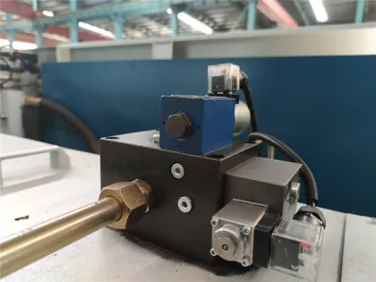 6 Axis Amada CNC Press Brake Tooling