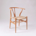 Silla de estilo escandinavo Hans Wegner y