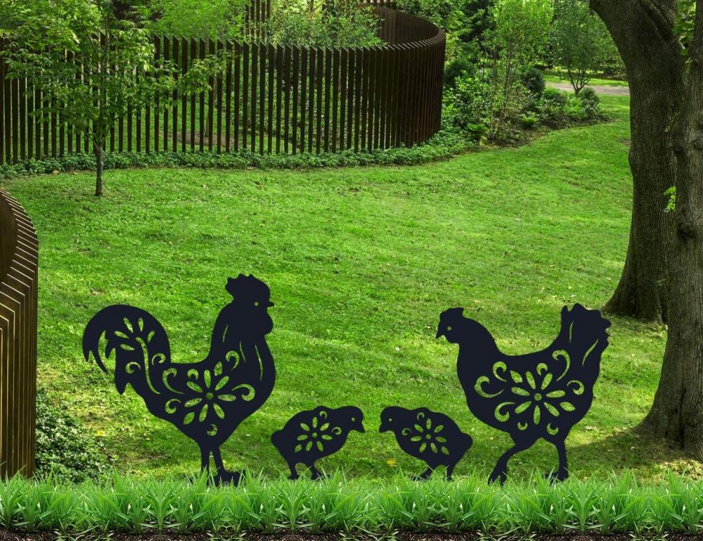 Metal Grooster Decorative Garden Stakes