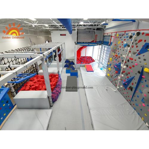 Multiplizieren Sie Indoor-Spielgeräte Ninja Warrior Gym