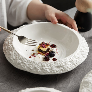 Irregular Rock Rim Porcelain Soup Dish Salad Dessert Deep Serving Plates for Restaurant Hotel Dinnerware
