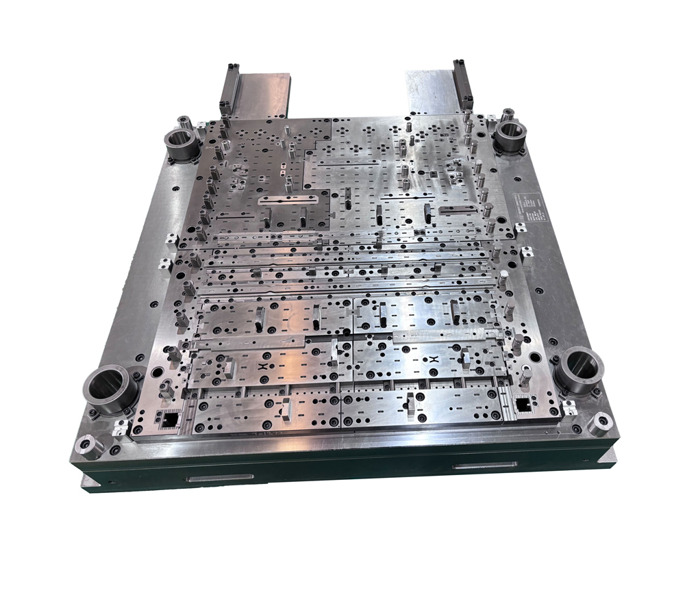 Phát triển và sản xuất khuôn mẫu