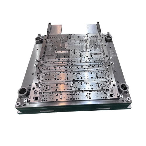 Phát triển và sản xuất khuôn mẫu