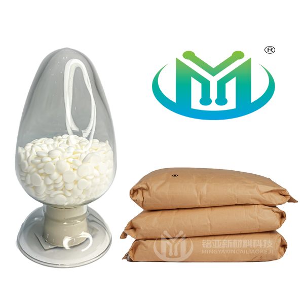 Behentrimonium chloride in shampoo