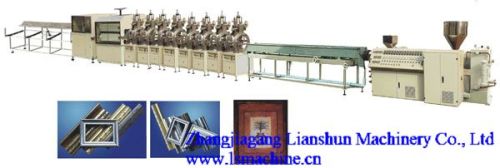 SGS/CE/ISO9001 Plastic Foamed Profile Production Line