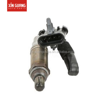 Sensore di Oxygen Lambda 0 258 005 703 per Chevrolet Daewoo 19178918, 19178930, 29004H0030 "Tuttavia, per una migliore SEO e leggibilità, potresti prendere in considerazione l'accorciamento o la semplificarlo a qualcosa come:" Lambda Sensor 