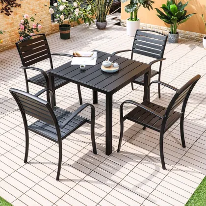 Alu Table and Aluminum Chair Outdoor Quartet