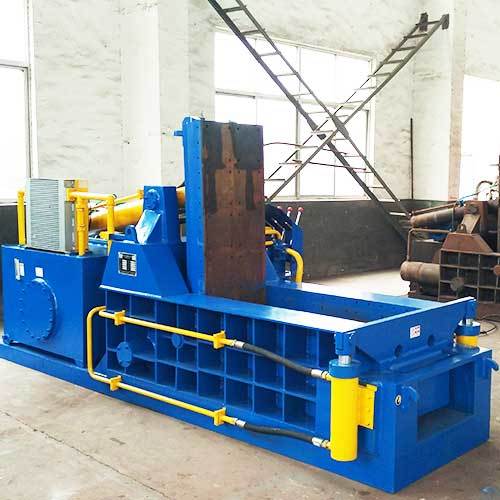 Forward Out Scrap Metal Baling Machine