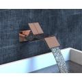 Wandmontierter Mixer Tap Badezimmer versteckte Becken Wasserhahn