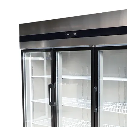 Supermarket fruit and vegetable refrigerator