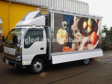 2012 new inventions P7.62 full color truck mobile led display