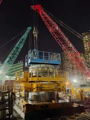 Energy saving reverse circulation drilling machine