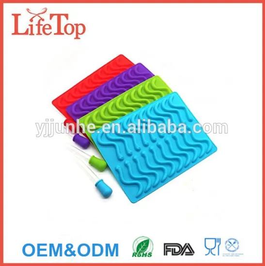FDA Approved Silicone Gummy Worm Mold With Dropper