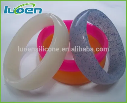 Eco -friendly fashionable silicone wedding ring old fashioned