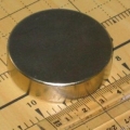 Εξαιρετικά υψηλής ποιότητας NDFEB Round Disk Neodymium Magnet