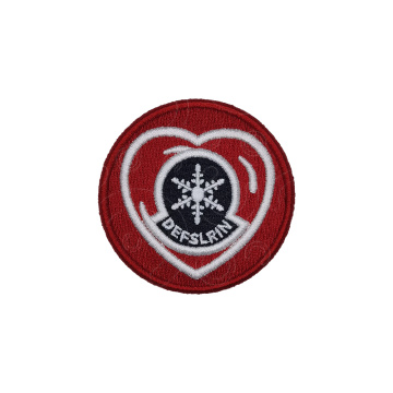 Tambalan bordir penuh tiga dimensi