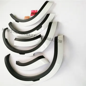 Low Price Car Accessories: White Wheel Trim Fender Flare with Light Eyebrow Protector for Nissan Navara NP300 2018
