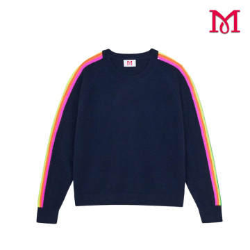 Elegante Top Negro con Rayas Arcoiris para Mujer