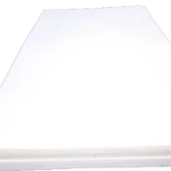 Non-clogging white UHMWPE composite liners