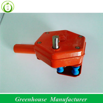 greenhouse manual roll