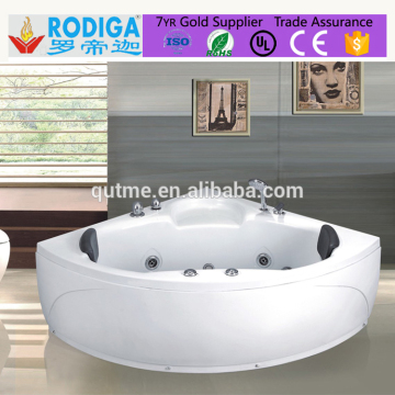 Wholesale acrylic massage bathtub triangle shaped bathtub 2 person jetted bathtubs
