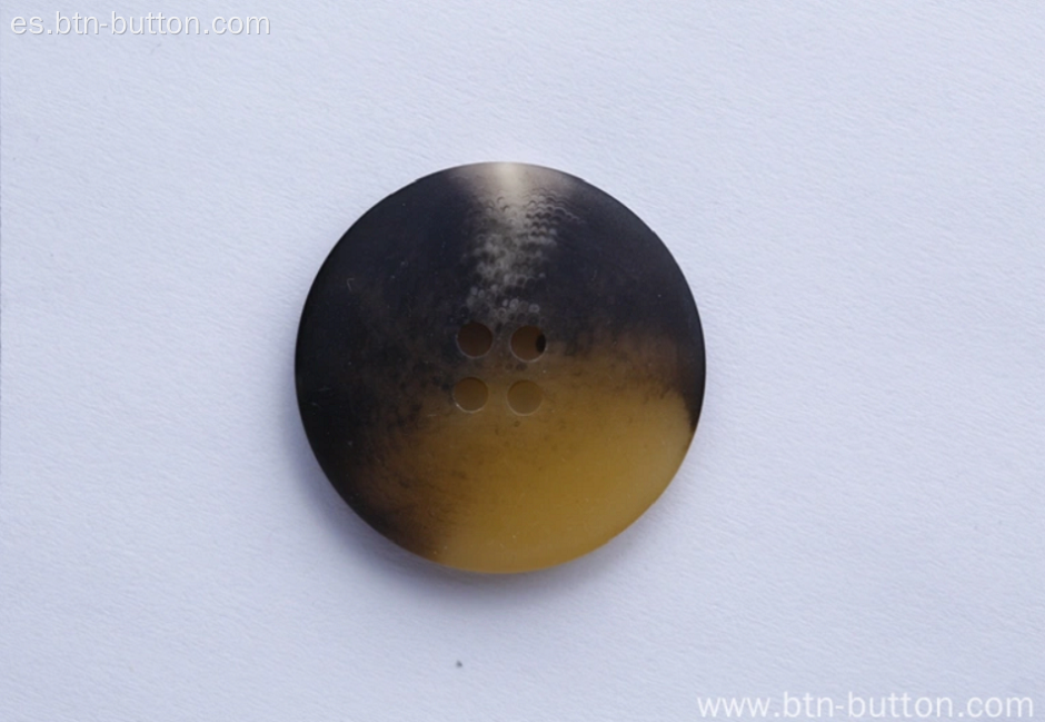 Botón de resina con botón de cuatro o-ojo