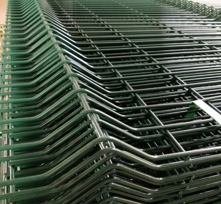 Factory Welded Wire Mesh Fence with Curves / Bending