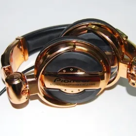 Pioneer HDJ-1000 Professional DJ Headphone