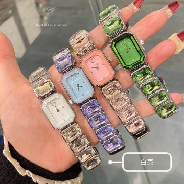 Elegant Small Square Watch with Quartz Movement