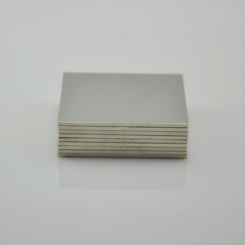 Rare earth permanent motor bar magnet