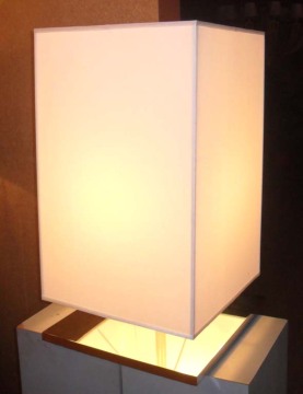 2014 Modern Style Decorative Table lamp with square fabric shade for star hotel