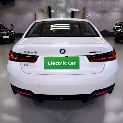 Pure electric mid size vehicle BMW I3