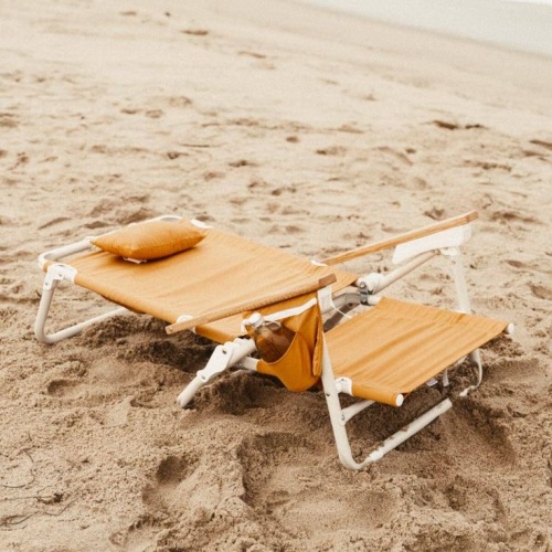 Foldable Chairs Portable Folding Outdoor Foldable Camping Beach Fishing Chairs with Padded Hard Armrest Supplier