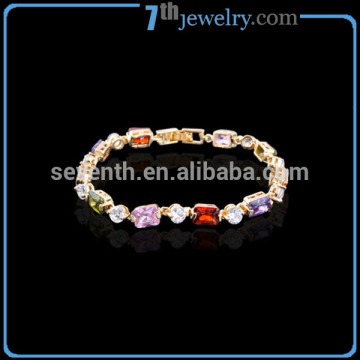 Fashionable Jewelry 18K Gold Plated Tennis Bracelet with Prong Setting Colorful CZ Diamond