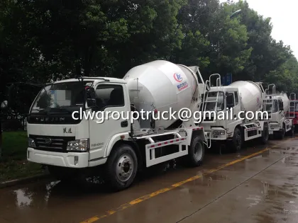 YUE JIN 2.2M3 Small Concrete Mixer Truck