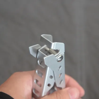 Outdoor Picnic Pot Gripper Clamp for Barbecue