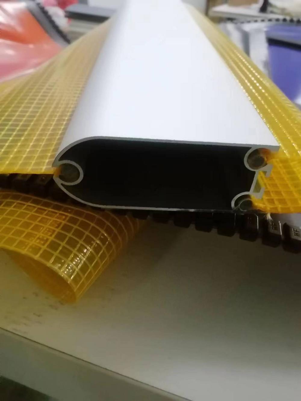 Aluminum alloy bottom bar