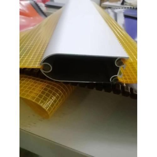 Aluminum alloy bottom bar